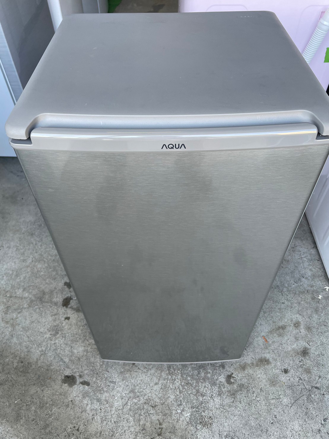 AQUA ノンフロン 直冷式冷蔵庫 AQR-8G(S) 2020年製 75L