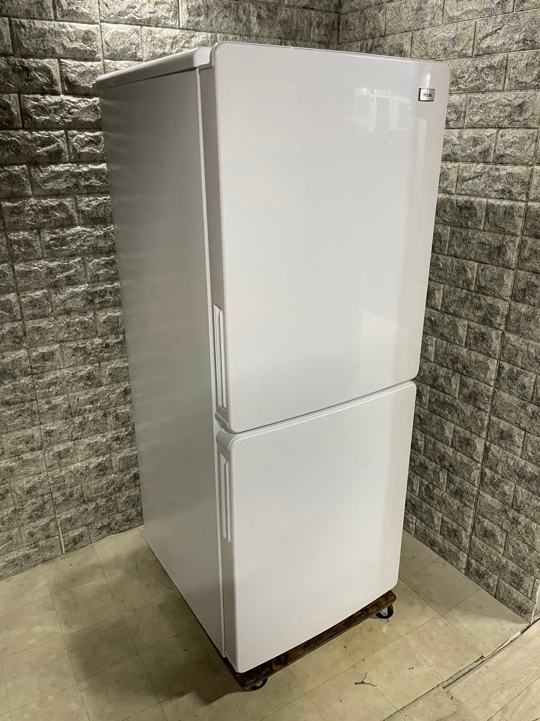 Haier （ハイアール） 冷凍冷蔵庫  148L JR-NF148B 2019年製 - 2